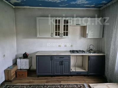 Отдельный дом · 1 комната · 40 м² · 5 сот., Амангельды — Между ул.Абая и ул.Аблайхана за 100 000 ₸ в Талдыкоргане