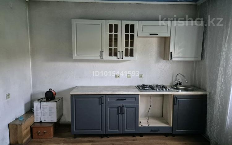 Отдельный дом · 1 комната · 40 м² · 5 сот., Амангельды — Между ул.Абая и ул.Аблайхана за 100 000 ₸ в Талдыкоргане — фото 2