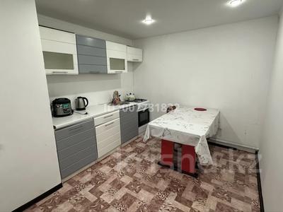 Жеке үй · 1 бөлме · 80 м², мкр. Зачаганск пгт, Шұғыла 158/1 — Возле медколледж, бағасы: 80 000 〒 в Уральске