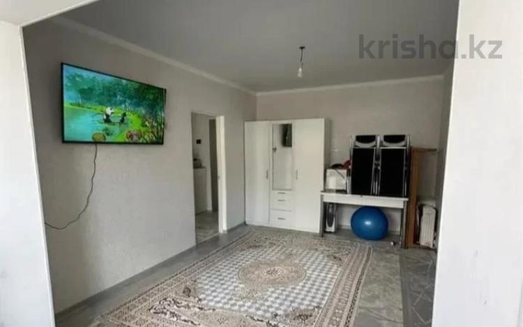1-бөлмелі пәтер · 37 м² · 5/5 қабат, 32В ш/а. 83/1, бағасы: 9.5 млн ₸ в Актау, 32В мкр — фото 4