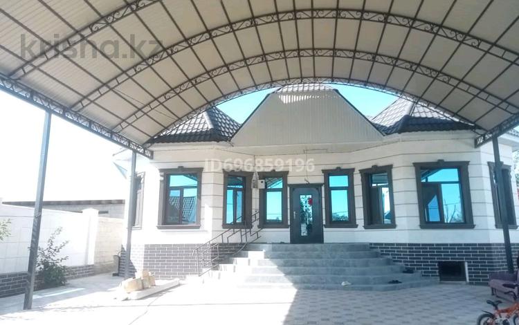 Отдельный дом · 8 комнат · 265 м² · 8 сот., Суйинбай. массив Барысхан 95 — Сахсавод за 65 млн 〒 в Таразе — фото 2