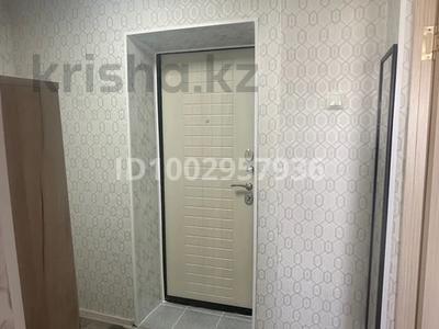 Продажа квартир в Восточно-Казахстанской обл.: 1-комнатная квартира · 32 м² · 5/5 этаж, 1 мкрн 17 за 4.5 млн 〒 1-комнатная квартира · 32 м² · 5/5 этаж, 1 мкрн 17 за 4.5 млн 〒 в Шульбинске