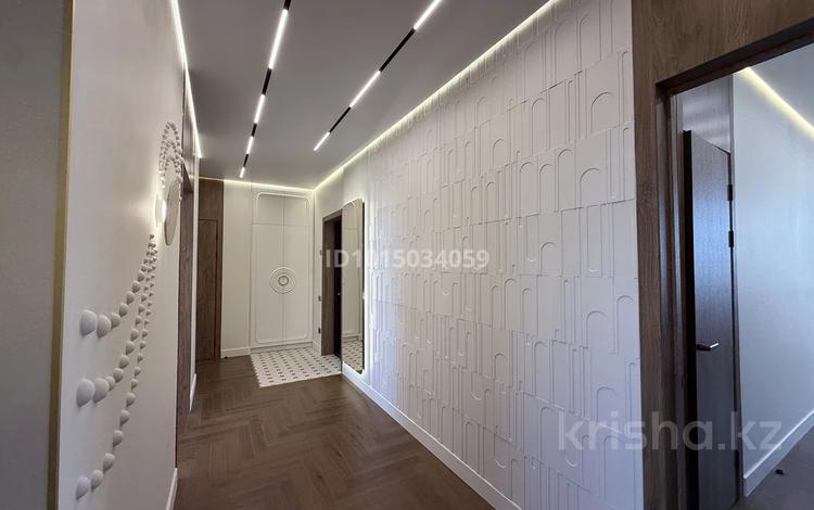 3-комнатная квартира · 100.6 м², Улы дала 25,27 за 80 млн ₸ в Астане, Нура р-н — фото 52