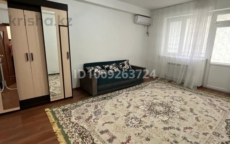 1-комнатная квартира · 40 м² · 1/9 этаж, Ахмедиярова 23 за 150 000 ₸ в Атырау — фото 2