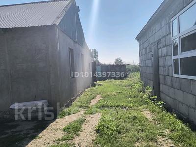 Жеке үй · 5 бөлме · 80 м² · 12 жүзд., Курмангазы 14/1, бағасы: 15 млн ₸ в Костомар