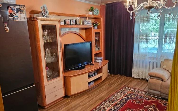 3-комнатная квартира · 70.4 м² · 1/10 этаж, Лукпана Утепбаева 5 за 26 млн ₸ в Семее — фото 2