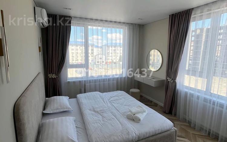 2-комнатная квартира · 75 м² · 4/9 этаж, мкр Нурсая, Абулхайр-хана за 25 000 ₸ в Атырау — фото 2