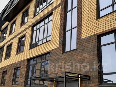 2-комнатная квартира · 73.4 м² · 2 этаж, Жумагалиева 39 за ~ 22 млн 〒 в Уральске