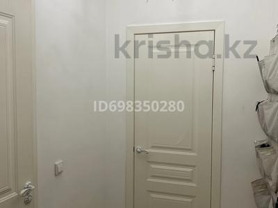 1-комнатная квартира · 35 м² · 2/5 этаж, Республики 1/1Б — Акимат за 14 млн ₸ в Косшы