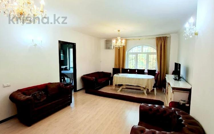 3-бөлмелі пәтер · 115 м² · 3/9 қабат, Самал-2 ш/а., бағасы: 165 млн ₸ в Алматы, Медеуский р-н — фото 2