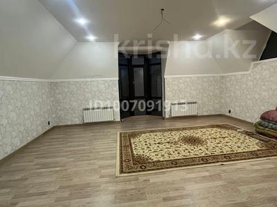 Отдельный дом · 5 комнат · 180 м², Абдирова 130 — Мкр Айсулу за 700 000 〒 в Туздыбастау (Калинино)
