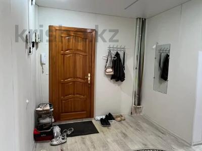 3-бөлмелі пәтер · 69 м² · 3/5 қабат, 2 ш/а., Марат Оспанова, бағасы: 24 млн ₸ в Актобе, мкр 8