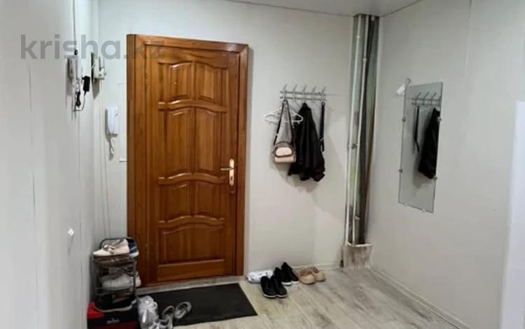 3-бөлмелі пәтер · 69 м² · 3/5 қабат, 2 ш/а., Марат Оспанова, бағасы: 24 млн ₸ в Актобе, мкр 8 — фото 2