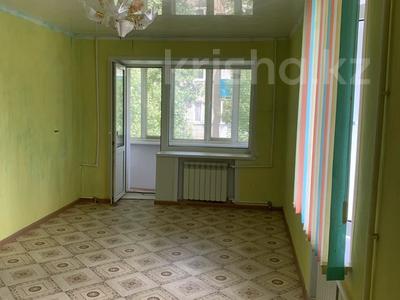 1-комнатная квартира · 33.2 м² · 4/4 этаж, К. Аманжолова за 8 млн ₸ в Уральске