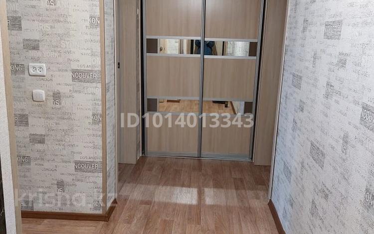 2-бөлмелі пәтер · 47.2 м² · 4/5 қабат, Камзина 172, бағасы: 20 млн ₸ в Павлодаре — фото 2