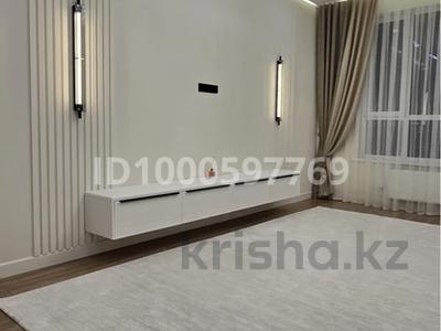 2-комнатная квартира · 60 м² · 1/16 этаж, Алихан Бокейхан 52 за 49 млн 〒 в Астане, Есильский р-н