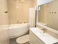 4-комнатная квартира · 120 м², Майлина 54 за 900 000 ₸ в Алматы, Турксибский р-н — фото 6