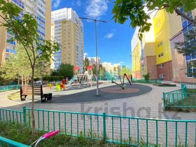 3-бөлмелі пәтер · 76.1 м² · 4/10 қабат, Кенен Азербаев 47, бағасы: 43 млн ₸ в Астане, Сарайшык р-н