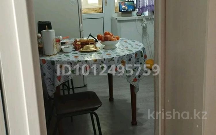 4-бөлмелі пәтер · 72 м² · 5/5 қабат, 4 микрорайон 4 — Возле магазина market, бағасы: 17.5 млн ₸ в Аксае — фото 2