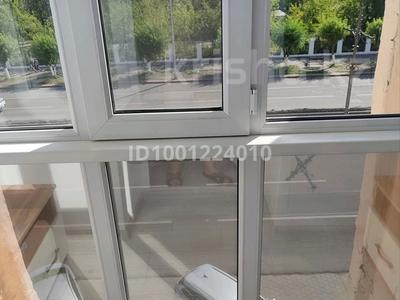 Пәтерлер в Карагандинской обл.: 3-бөлмелі пәтер · 78 м² · 3/4 қабат, Республики 10 — Республики Строителей, бағасы: 450 000 〒 3-бөлмелі пәтер · 78 м² · 3/4 қабат, Республики 10 — Республики Строителей, бағасы: 450 000 〒 в Темиртау