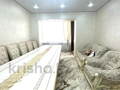 4-бөлмелі пәтер · 107 м² · 1/5 қабат, 4 ш/а 26/2, бағасы: 40 млн ₸ в Уральске, мкр 4
