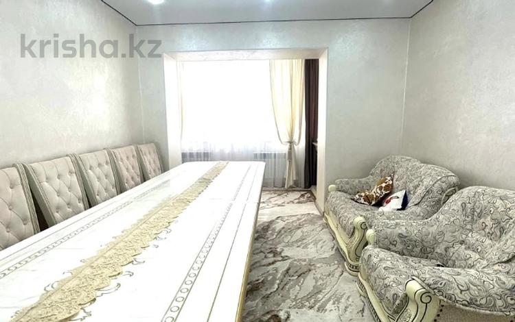 4-бөлмелі пәтер · 107 м² · 1/5 қабат, 4 ш/а 26/2, бағасы: 40 млн ₸ в Уральске, мкр 4 — фото 2