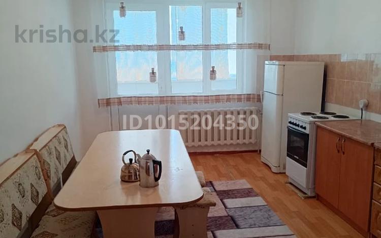 1-комнатная квартира · 63 м² · 4/18 этаж, мкр Шугыла, Жуалы 24 — улица Сабденова пересечение Жуалы за 250 000 ₸ в Алматы, Наурызбайский р-н — фото 2