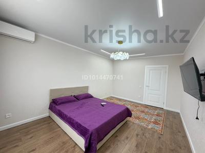 1-комнатная квартира · 45 м² · 3/10 этаж, Молдавская 2/1 — Рядом Универмаг за 15 000 ₸ в Уральске