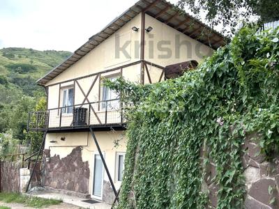 Дом · 3 комнаты · 80 м², Садовая 170 а за 55 000 ₸ в Алматы, Наурызбайский р-н