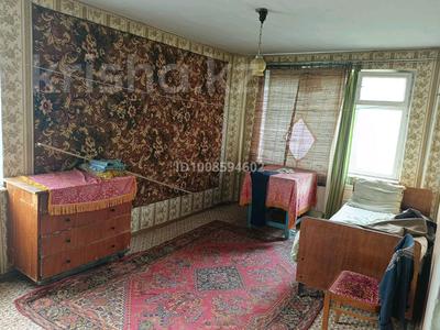 3-комнатная квартира · 62.3 м² · 4/5 этаж, мкр Айгуль, Мкр Айгуль улица Лизы чайкино 18 18 за 15 млн ₸ в Уральске