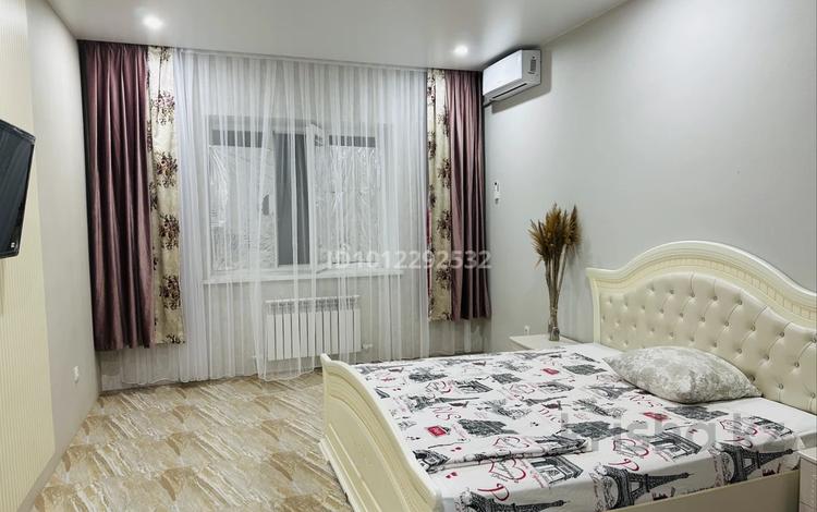 1-бөлмелі пәтер · 55 м² · 1/5 қабат, Мкр. Алтын орда 356Б, бағасы: 7 000 ₸ в Актобе, мкр Авиатор — фото 10