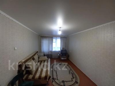 1-комнатная квартира, 32 м², 2/5 этаж, Байсеитова за 5.5 млн 〒 в Темиртау