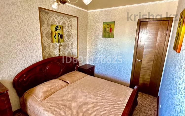 1-комнатная квартира · 46 м² · 4/5 этаж, мкр Новый Город, Бухар жырау 52 за 15 000 ₸ в Караганде, Казыбек би р-н — фото 5
