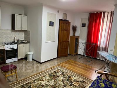 Отдельный дом · 1 комната · 36 м², Азаттык 74/2 за 140 000 〒 в Атырау