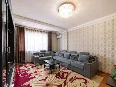2-комнатная квартира, 70 м², 7/13 этаж посуточно, Токтогула 141 за 21 000 〒 в Бишкеке