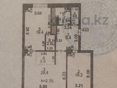 3-бөлмелі пәтер · 97.9 м² · 9/18 қабат, Шахтеров 52, бағасы: 42 млн ₸ в Караганде, Казыбек би р-н