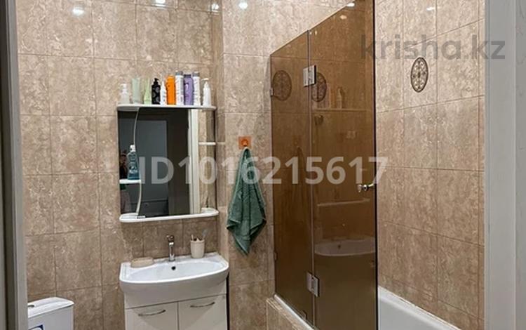 1 комната · 38 м² · 8/8 этаж, Бухар жырау 36Б — Бухар жырау за 74 000 ₸ в Астане, Есильский р-н — фото 2