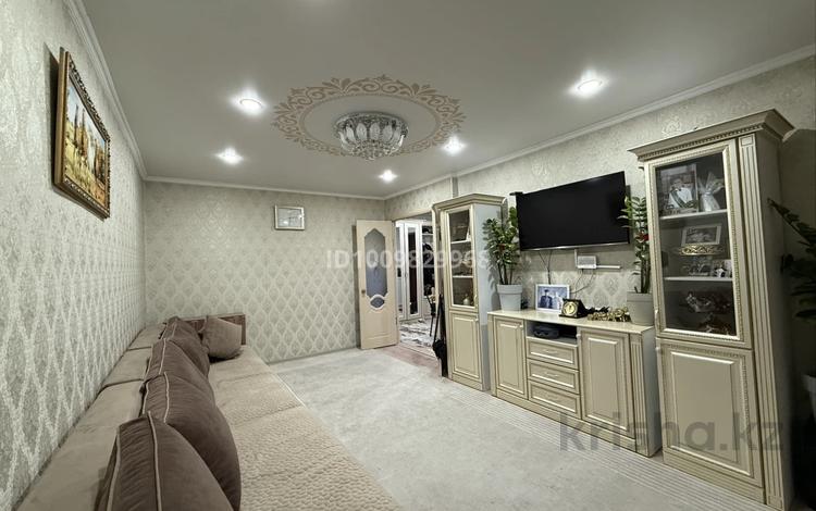 3-комнатная квартира · 64 м² · 3/5 этаж, 1 микрорайон 17 за 27 млн ₸ в Семее — фото 2