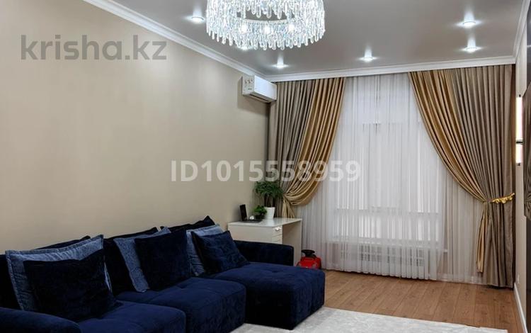 2-бөлмелі пәтер · 79 м² · 1/7 қабат, Алтын орда ш/а., Микрорайон Батыс-2 50Л, бағасы: 34.5 млн ₸ в Актобе, мкр. Алтын орда — фото 2