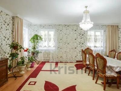 Отдельный дом · 6 комнат · 260 м² · 10 сот., Б. Момышулы 22/2 — Напротив парка Жыруйык за 145 млн ₸ в Астане, Алматы р-н