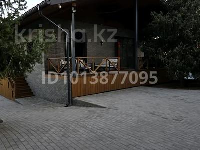 Жеке үй · 4 бөлме · 155 м² · 10 жүзд., Нұрлытау ш/а., Мкр Нурлытау (Энергетик), ул. Грушёвая 5/7, бағасы: 230 млн ₸ в Алматы, Бостандыкский р-н