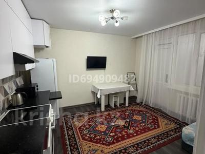 2-бөлмелі пәтер · 33 м² · 4/9 қабат, Сауран 12/1, бағасы: 200 000 ₸ в Астане, Есильский р-н