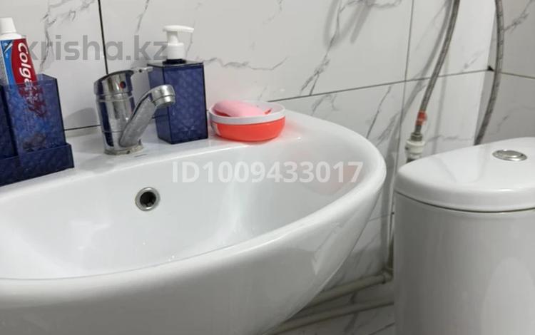 2-бөлмелі пәтер · 42 м² · 4/4 қабат, Иртышская 1, бағасы: 5.7 млн ₸ в Курчатове — фото 2