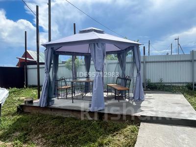 Жеке үй · 3 бөлме · 100 м², Побережье, бағасы: 25 000 ₸ в Новой бухтарме