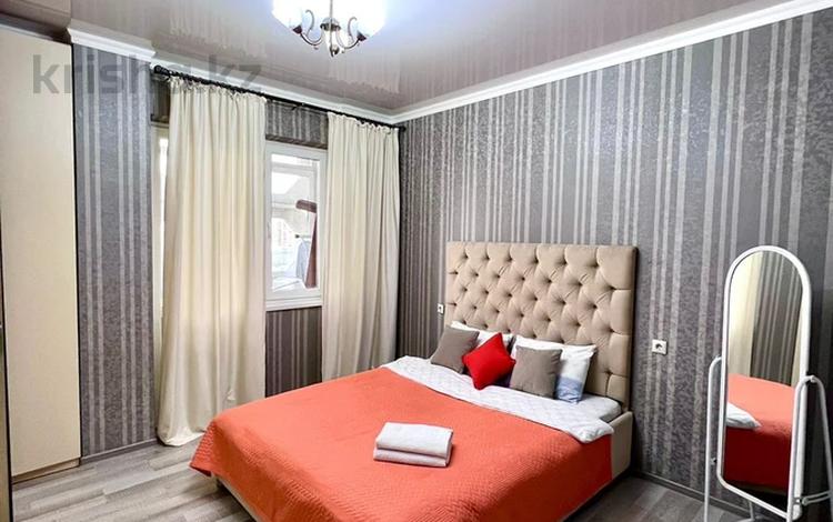 2-комнатная квартира · 55 м² · 10/18 этаж, Навои 208/8 — Торайгырова за 20 000 ₸ в Алматы, Бостандыкский р-н — фото 2