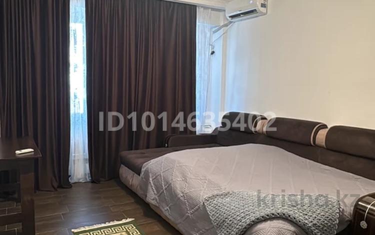 2-бөлмелі пәтер · 47 м² · 9/9 қабат, Мамыр-7 ш/а. 11А, бағасы: 260 000 ₸ в Алматы, Ауэзовский р-н — фото 2