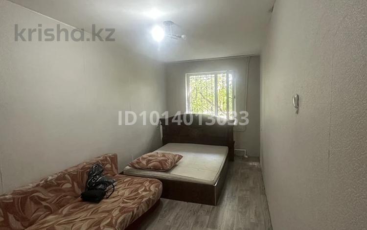 2-комнатная квартира · 44 м² · 1/5 этаж, Майкудук, 18й микрорайон 2 за 120 000 ₸ в Караганде, Алихана Бокейханова р-н — фото 2