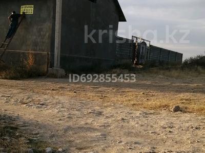 Жеке үй · 4 бөлме · 110 м² · 20 жүзд., Таскескен ауылы, Жангельдин көшесі, бағасы: 11 млн ₸ в Сарыагаш