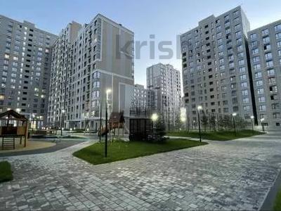 1-комнатная квартира, 45 м², 13/15 этаж, Утеген Батыра ЖК ЭВЕРЕСТ 3-я очередь 11 — Толеби и Утеген Батыра. за 28.5 млн 〒 в Алматы, Ауэзовский р-н