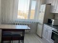 4-комнатная квартира · 78 м² · 7/7 этаж, Мкр. Степной-4 28 за 200 000 〒 в Караганде, Казыбек би р-н